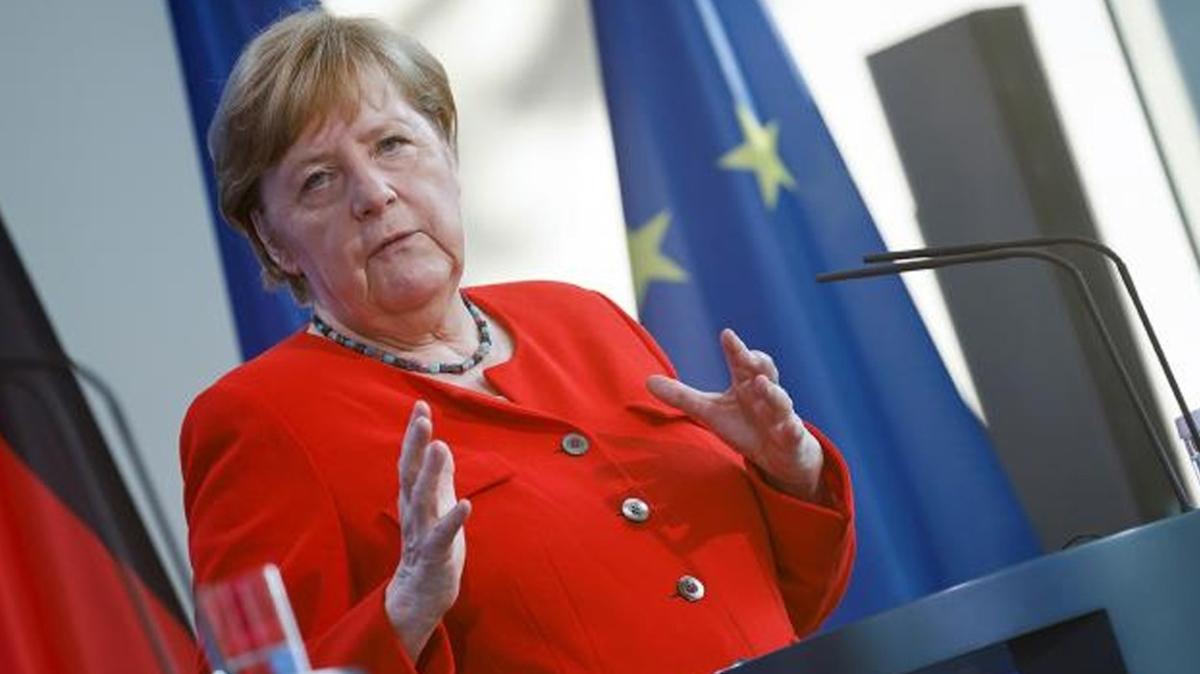 Merkel, Ukrayna'nn NATO'ya alnmama kararn savundu