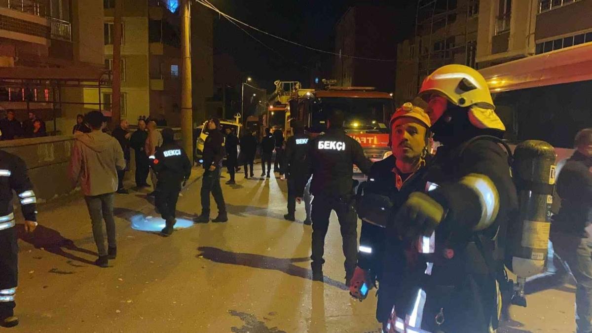 Sivas'ta bir apartmanda doal gaz bomba gibi patlad! 3 yaral