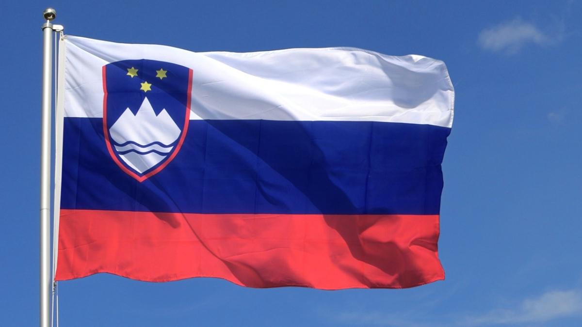 Slovenya 33 Rus diplomat snr d edecek