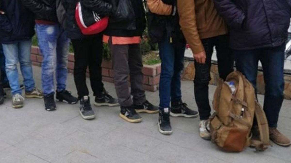 Kırklareli'nde 28 kaçak göçmen yakalandı