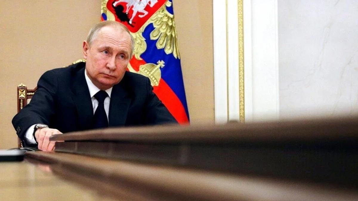Rusya, iki ülkenin diplomatlarını sınır dışı edecek