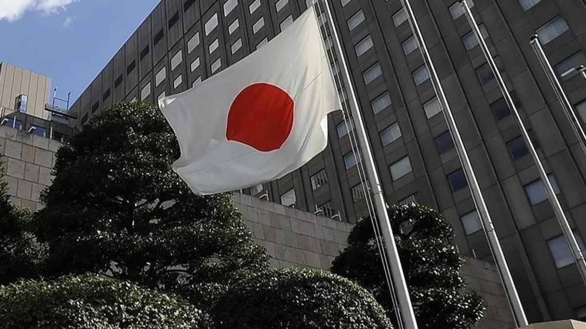 Japon halk Rusya'ya sert yaptrmlar istiyor