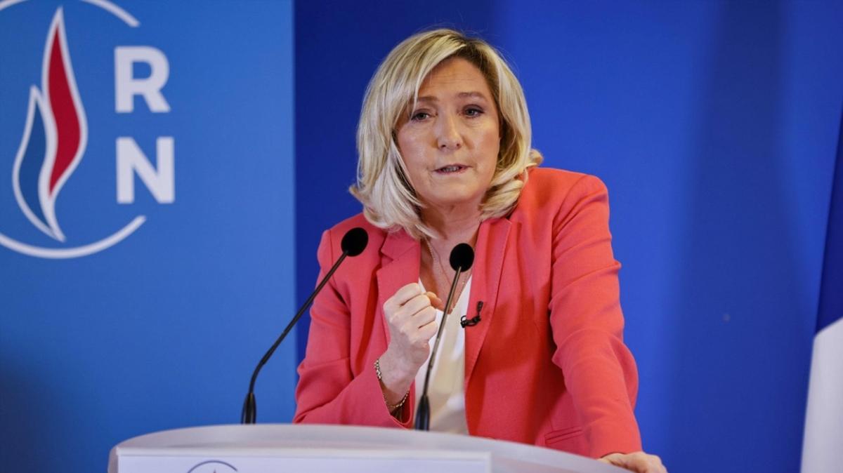 Marine Le Pen: 'Seçilirsem Fransa'yı NATO'dan çekeceğim'