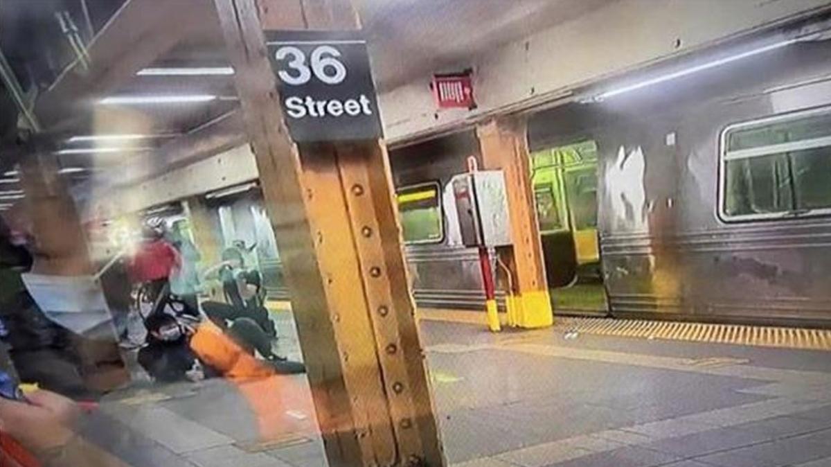 New York'taki metro saldırısında yeni gelişme! Aranan şüphelinin kimliği açıklandı