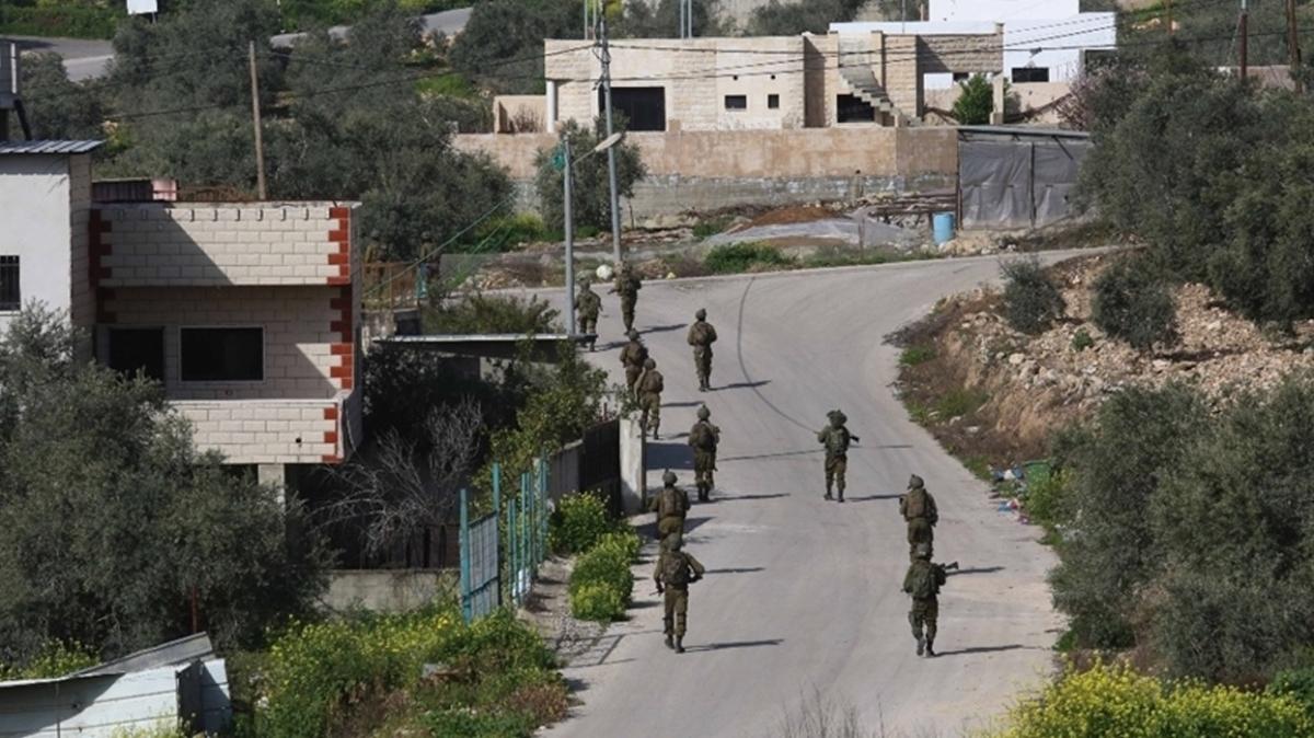 İsrail Cenin şehrinde 2 Filistinliyi öldürdü