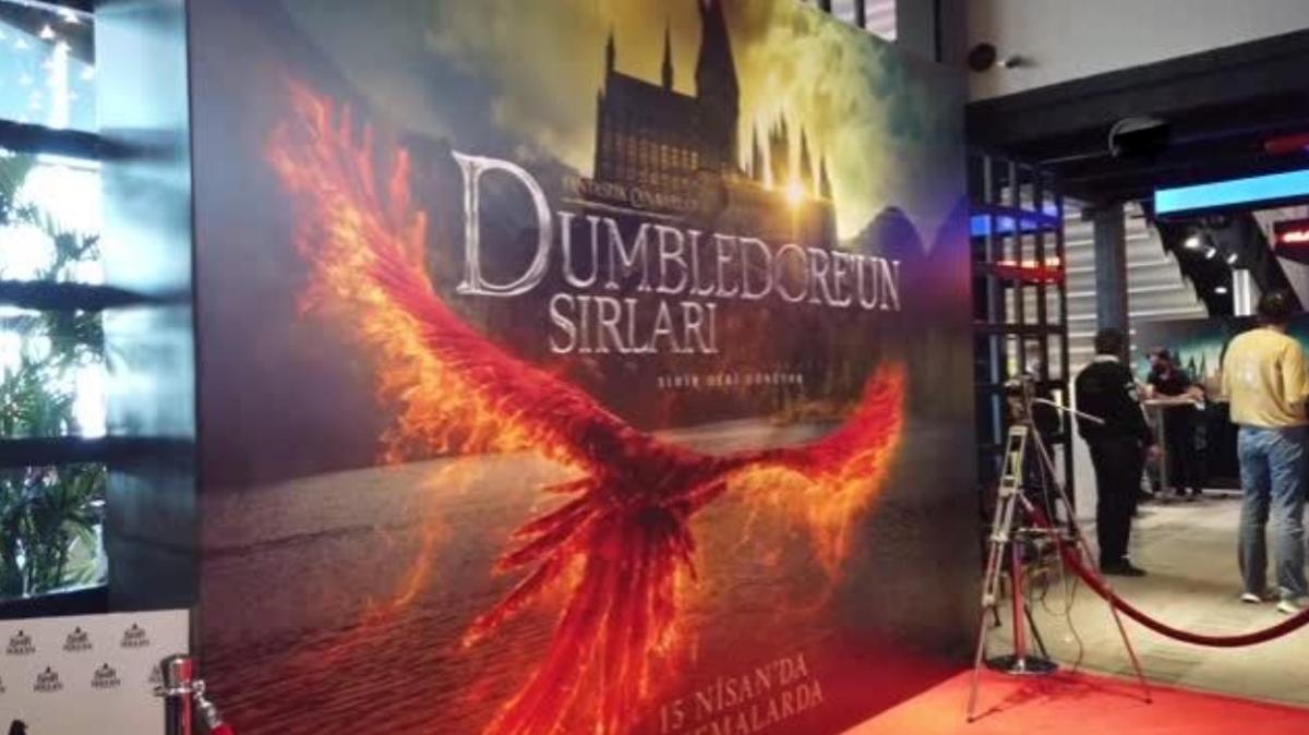 Fantastik Canavarlar: Dumbledore'un Srlar gsterimi gerekletirildi... nl isimler akn etti