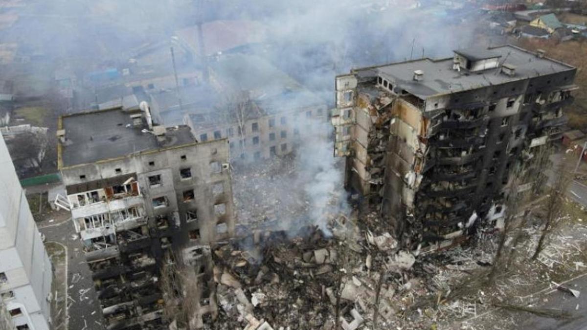 Harabeye dnen Borodyanka'daki enkazdan 7 sivilin ceseti daha karld