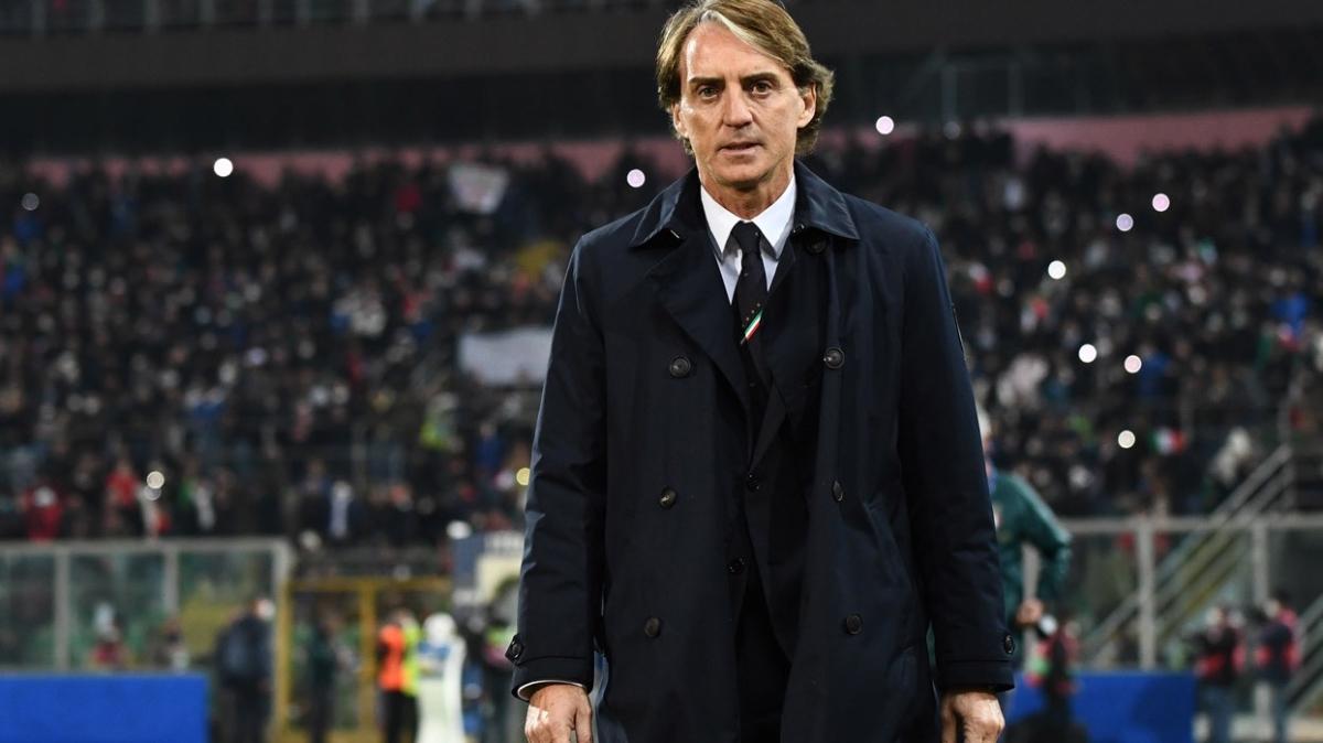 Roberto Mancini'den Fenerbahe ve Beikta'a yeil k