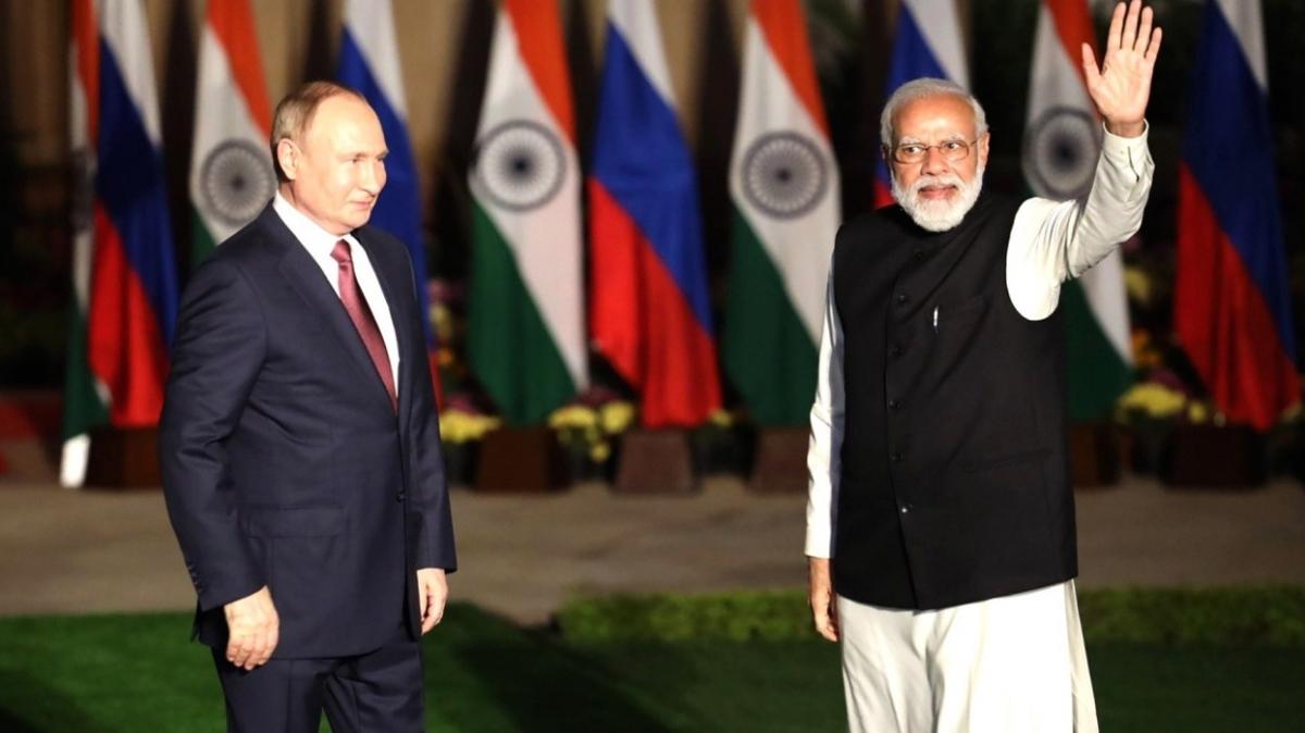 Hindistan ile Rusya arasnda kmr ticareti artyor