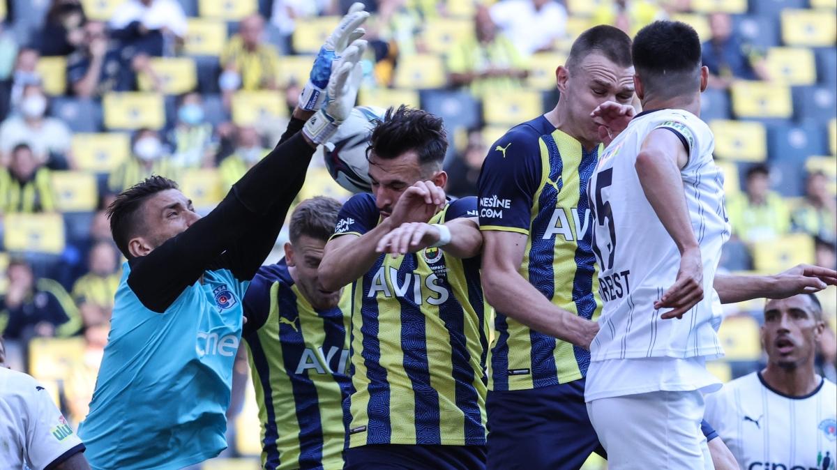 Tüm gözler Eren Elmalı'daydı! Fenerbahçe Kasımpaşa'dan ilk transferini yaptı