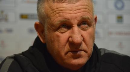 Mesut Bakkal: Biz kendi i�imize bakaca��z