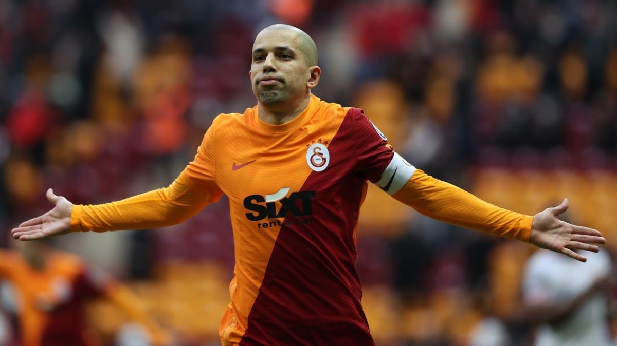 Sofiane Feghouli'den Galatasaray'a haber var