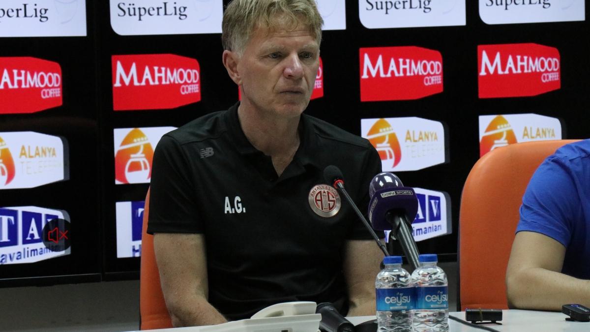 Antalyaspor Teknik Sorumlusu Alfons Groenendijk: Organize olmada başarılı değildik