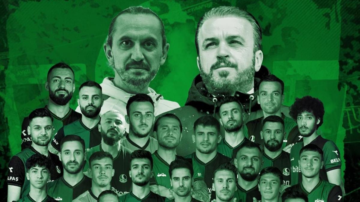 ampiyon Sakaryaspor 1. Lig'de!