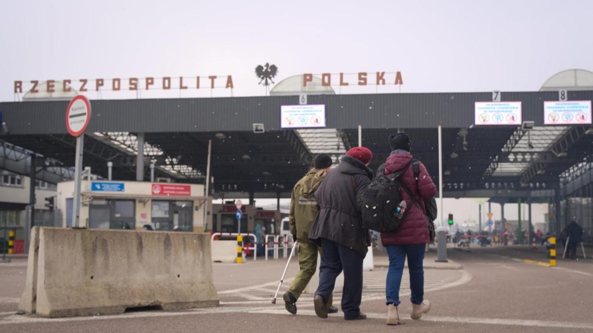 Ukraynalı 3 milyona yakın mülteci Polonya'ya geçiş yaptı