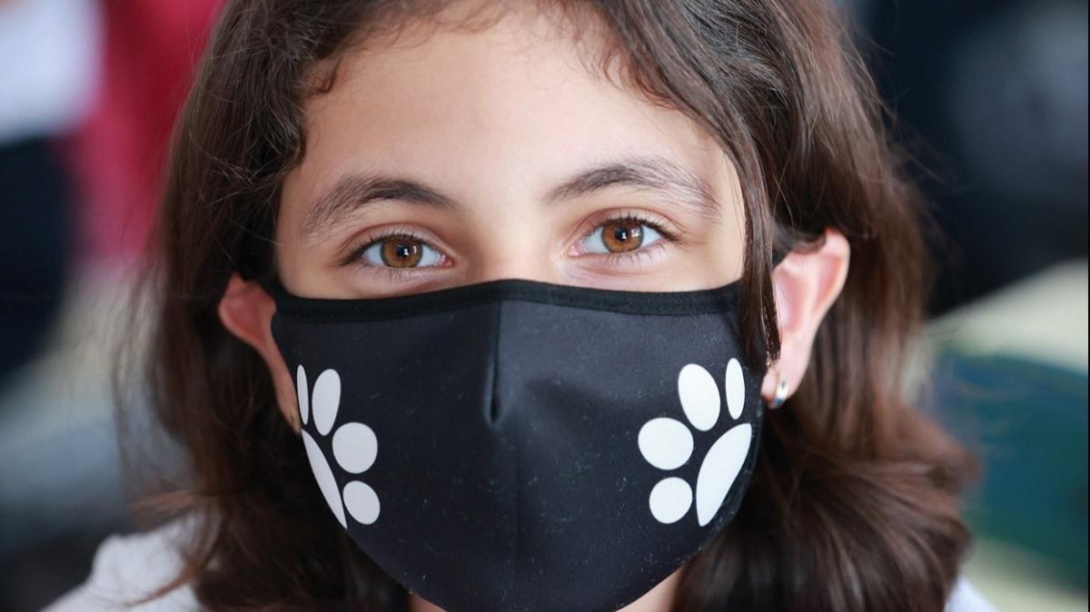 Bakan Koca duyurdu: Okullarda maske yasa da kalkt