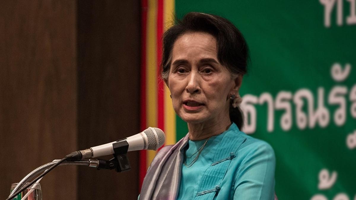Myanmar'n devrik liderinin cezas belli oldu
