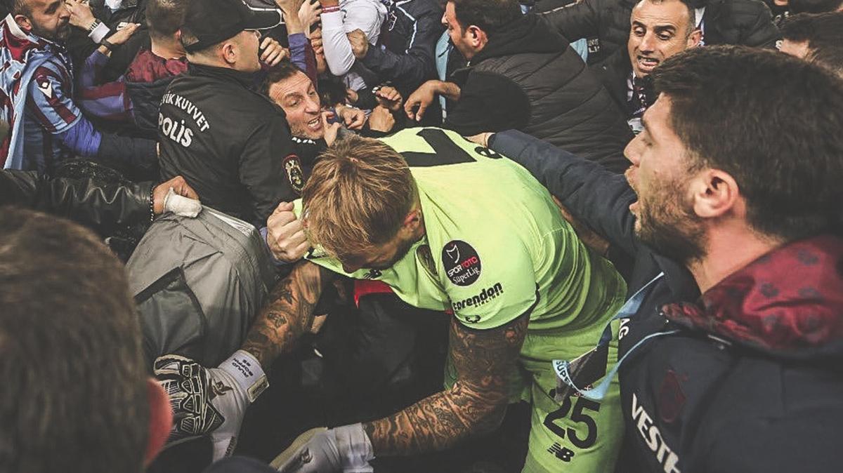 Antalyaspor: Türk futbolunun yumruklanmasına asla seyirci kalmayacağız