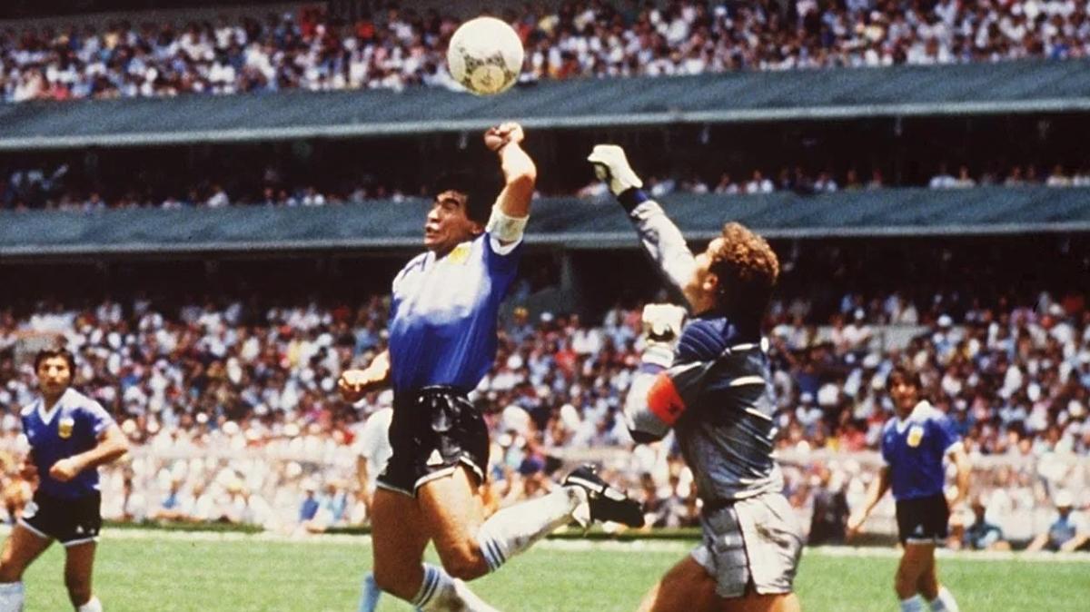 Diego Maradona'nn o formas inanlmaz rakama satld