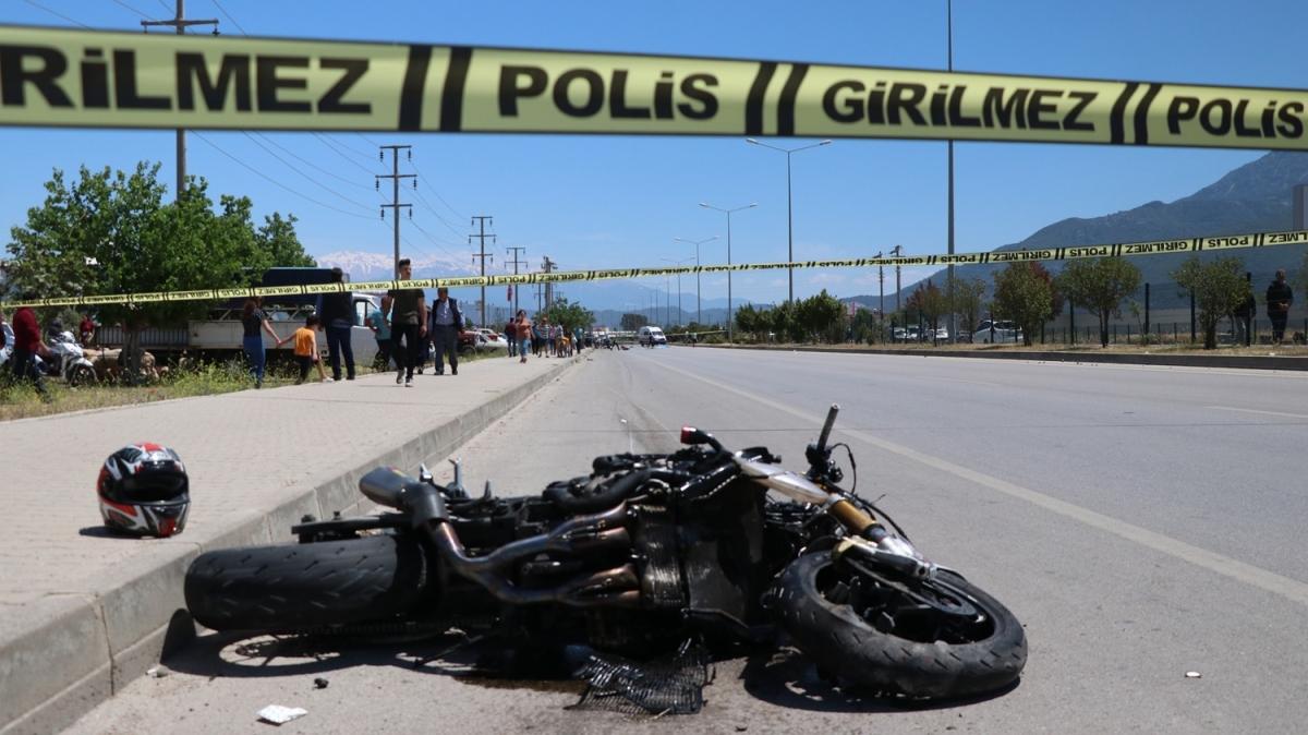 Fethiye'de iki motosiklet arpt: 2 kii hayatn kaybetti.