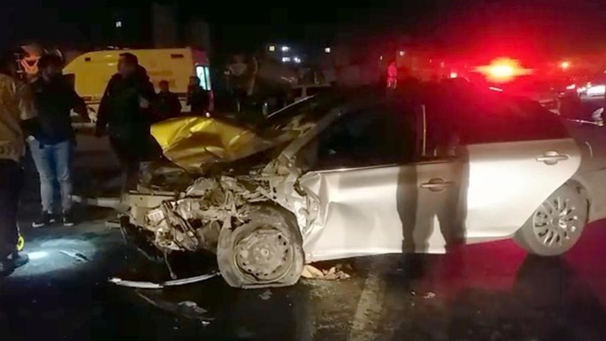 Hakkari'de feci kaza! 1'i polis 2 kii hayatn kaybetti