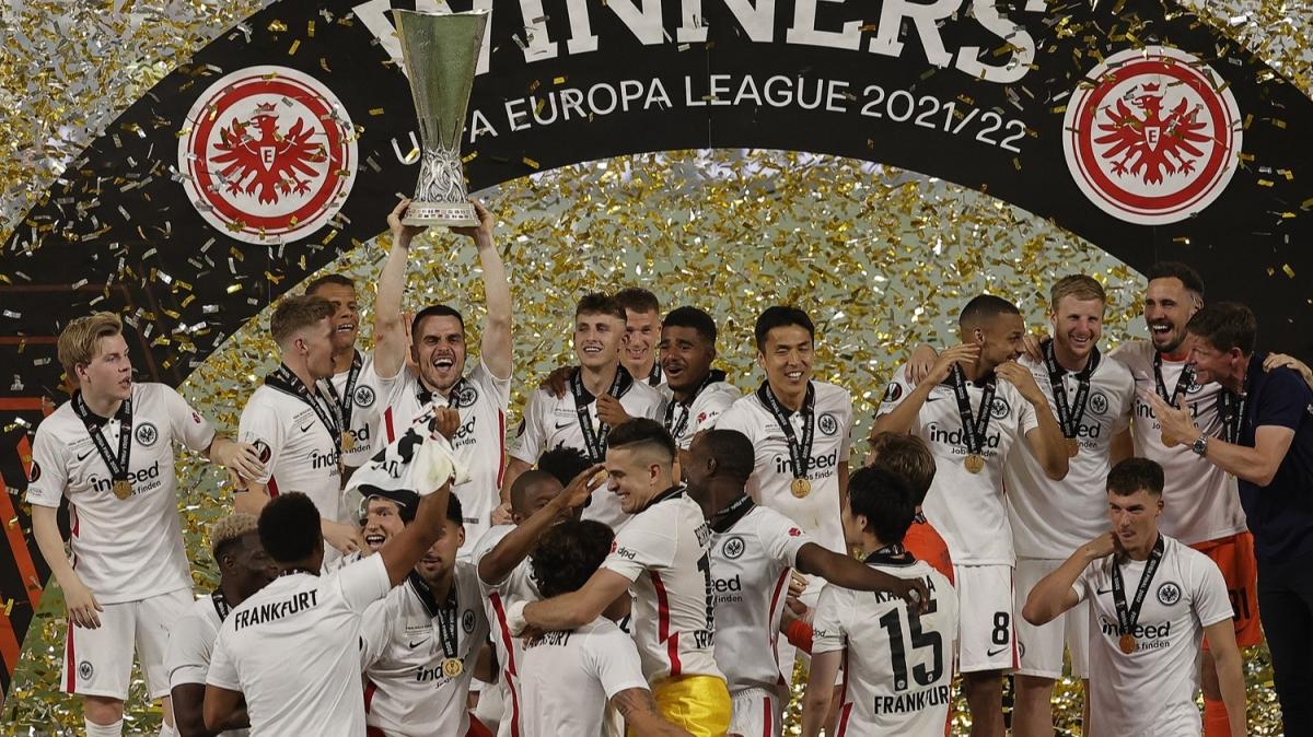 Eintracht Frankfurt'un di geiremedii tek takm Fenerbahe