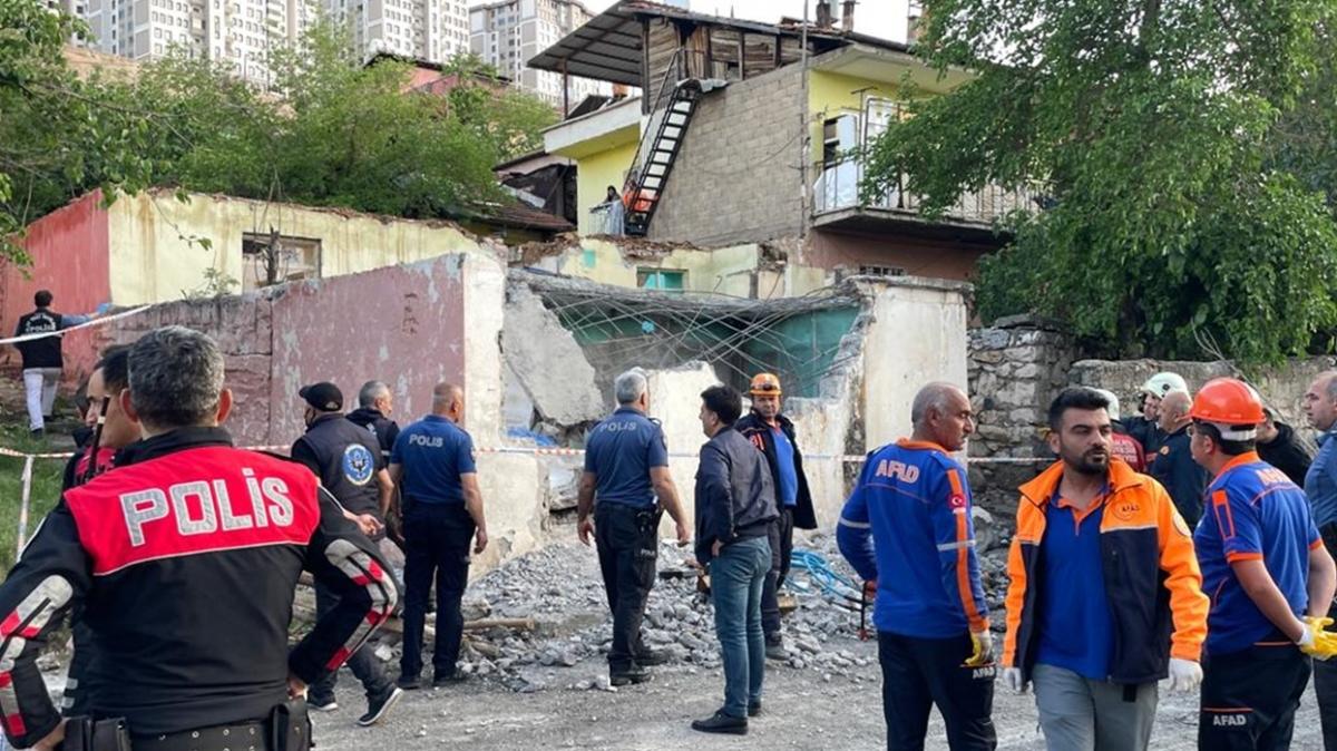 Malatya'da metruk evin duvarı çöktü: 1 ölü, 1 yaralı