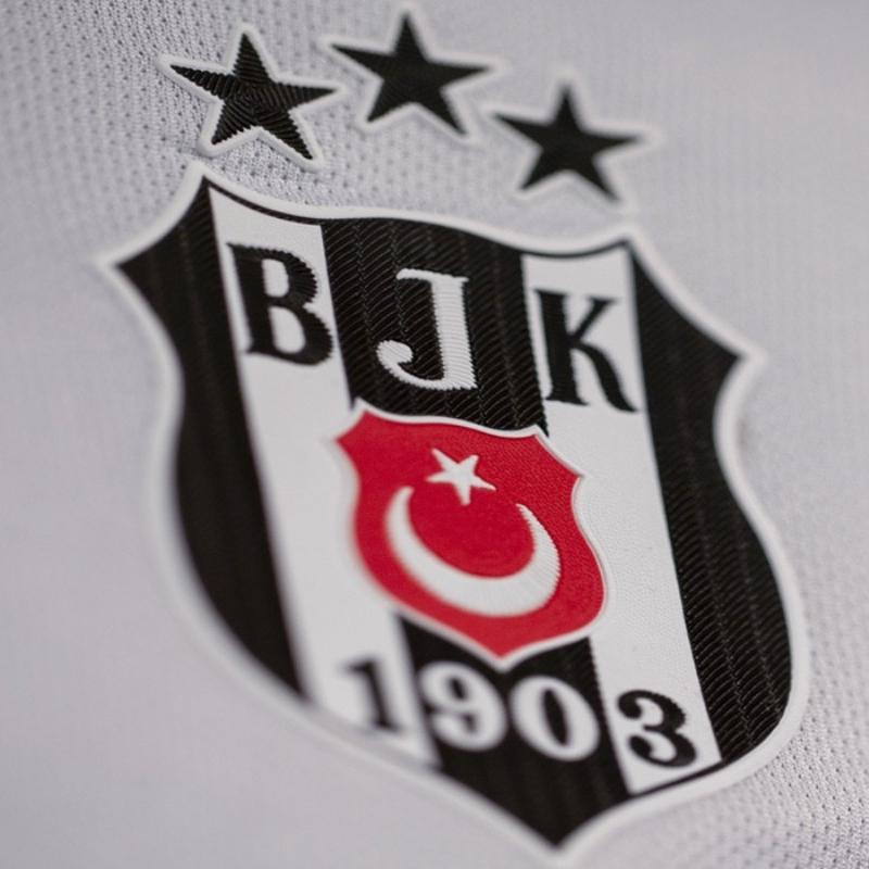 Beşiktaş'ta Ahmet Nur Çebi'den üyelere çağrı