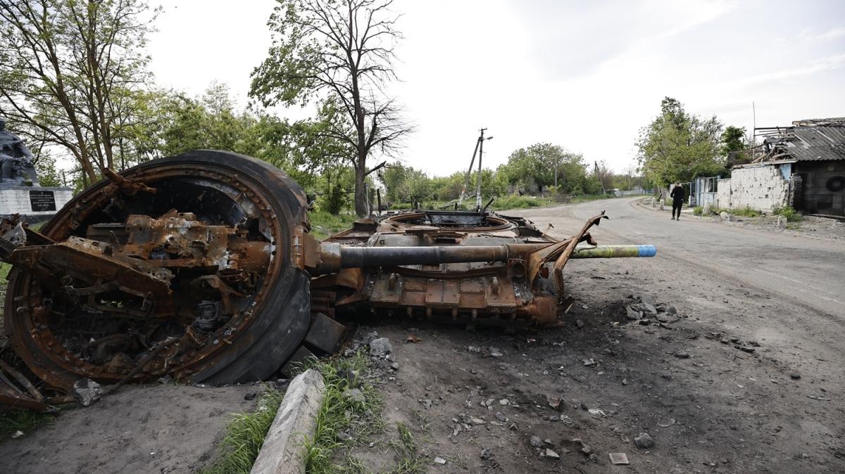 Ukrayna'da Rus Ordusunun saldırılarının yaraları sarılıyor