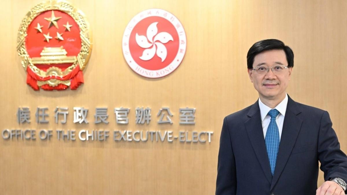 Çin Devlet Konseyi John Lee'yi Hong Kong baş yöneticiliğine atadı