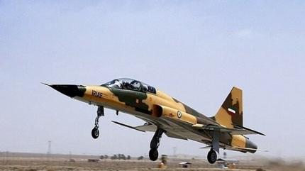 İran'da F7 savaş uçağı düştü!