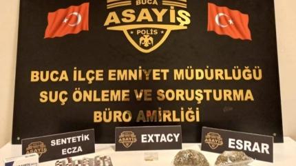 İzmir'de uyuşturucu operasyonu: 3 kişi gözaltına alındı