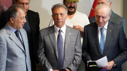 Beşiktaş'ta Başkan Ahmet Nur Çebi ibra edildi