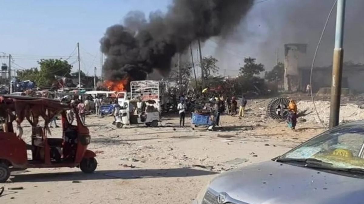 Somali'de dzenlenen bombal saldrda 5 asker hayatn kaybetti