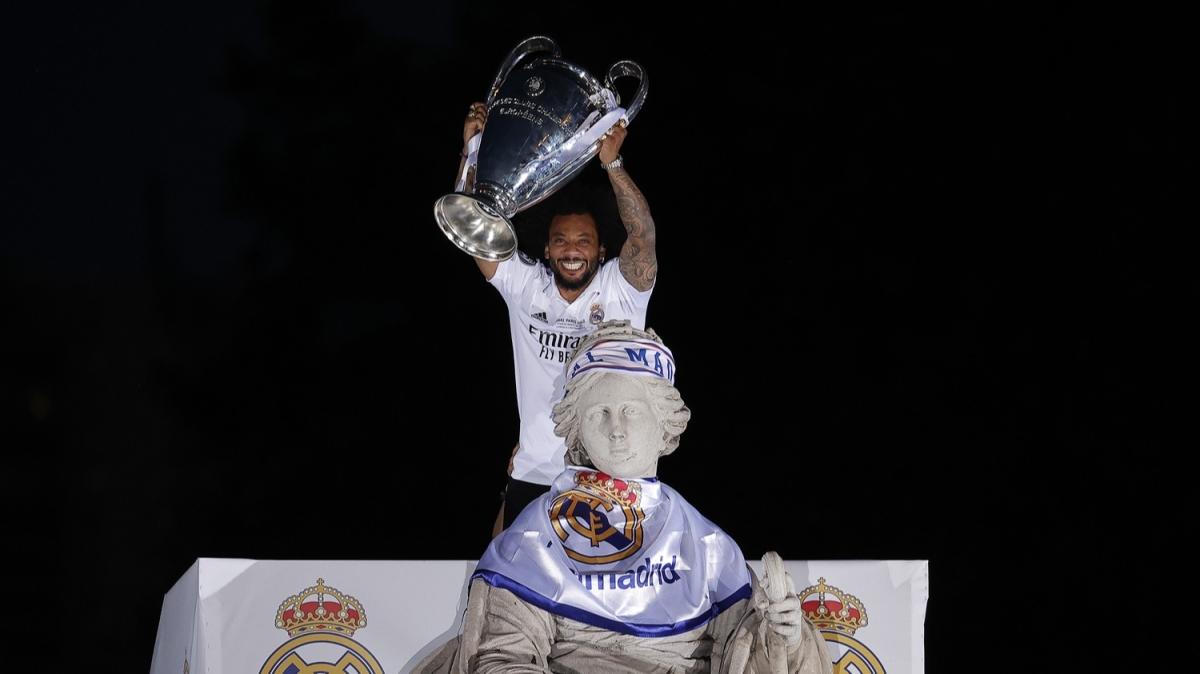 Real Madrid'den spanya'da doyasya ampiyonlar Ligi ampiyonluu kutlamas