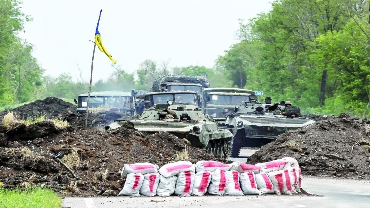 Ukrayna Donetsk'te lm kalm savanda