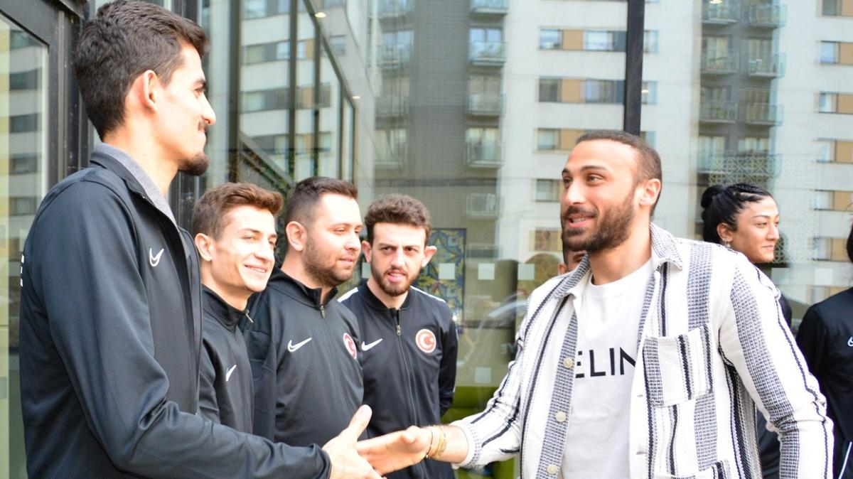 Cenk Tosun yeniden Beikta'a doru