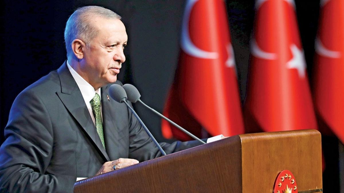 Bakan Erdoan: Darbeler asl darbeyi genlere vurdu