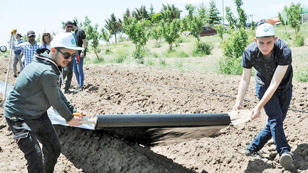 Gelecein mhendisleri dev bahede yetiiyor