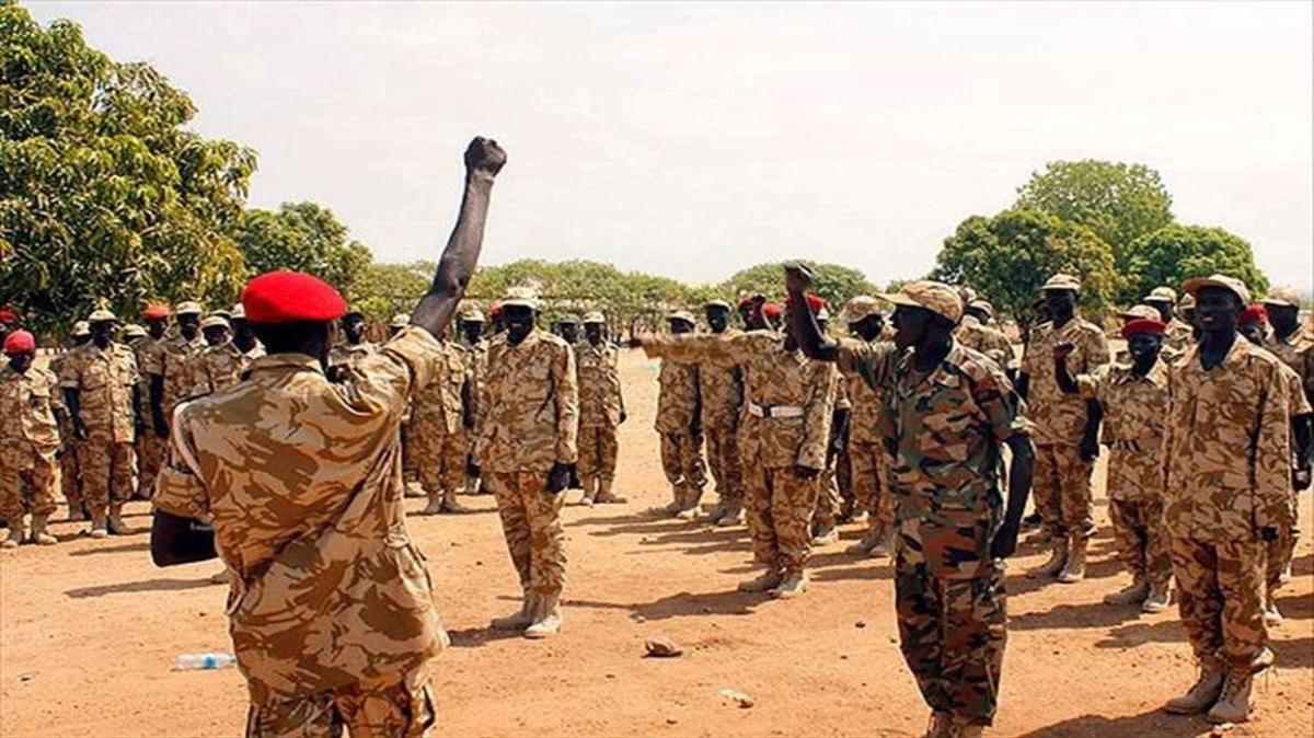 Nijerya'da gvenlik sorunlar... 5 bin 800 asker istihdam edilecek