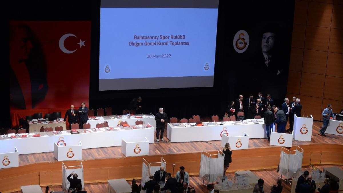 Galatasaray'da idari ibraszlk kalkyor
