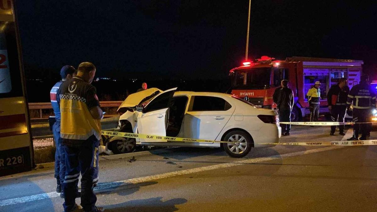 Ankara-Nide Otoyolu'nda korkun kaza! 2 l, 2 yaral