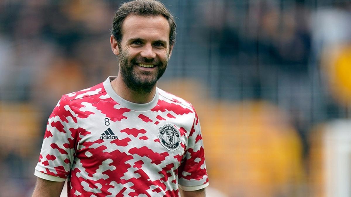 Juan Mata Sper Lig'in kapsndan dnm