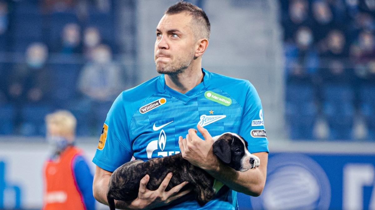 300 bin euro iin diretiyor! Artem Dzyuba ile adm adm imzaya