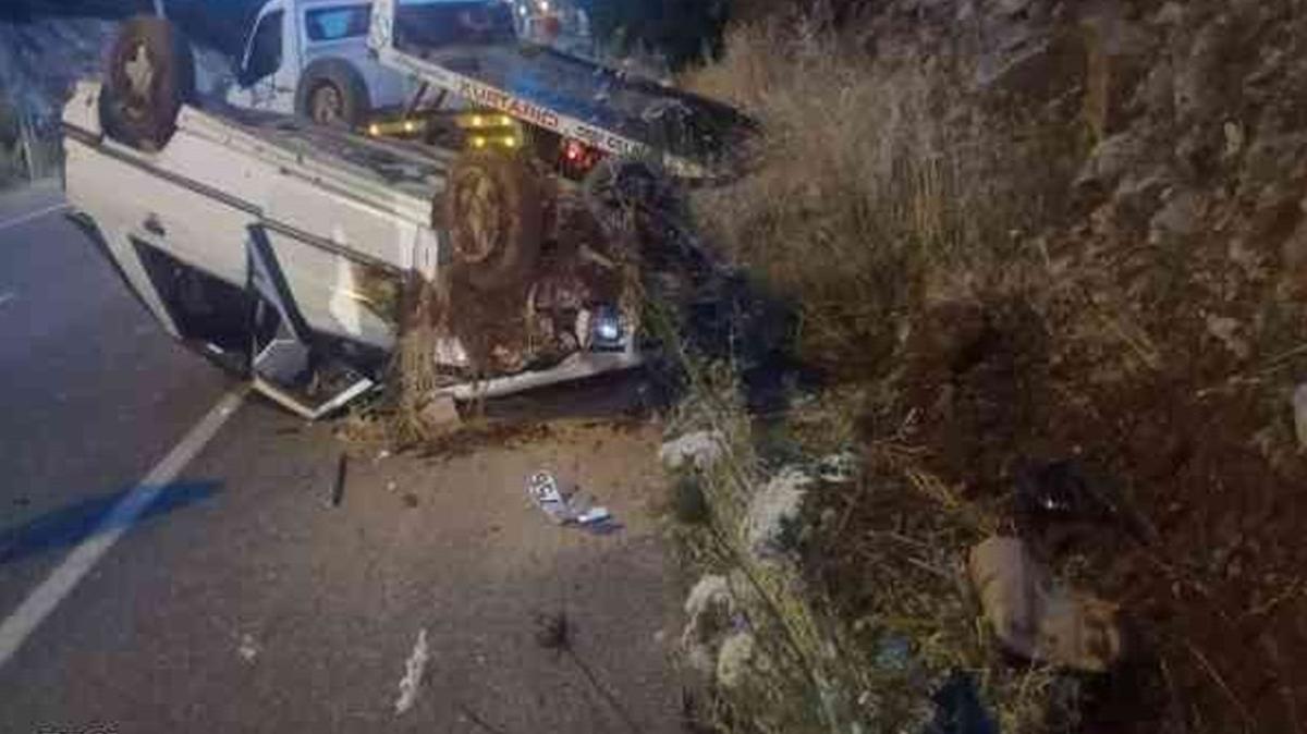 Mula'da trafik kazas: 1'i bebek 5 kii yaraland