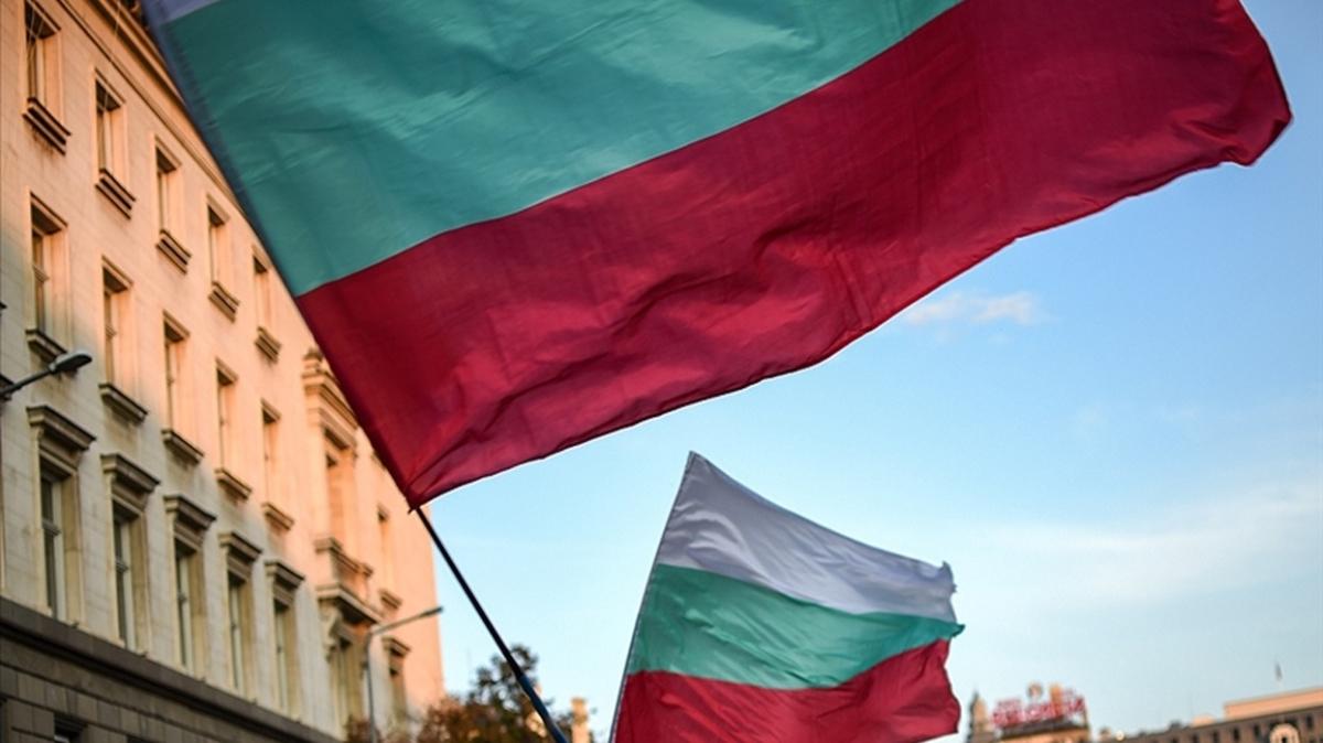 Bulgaristan'da 3'l koalisyon hkmeti dt