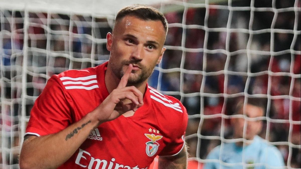 Benfica Seferovic iin 8 milyon istiyor