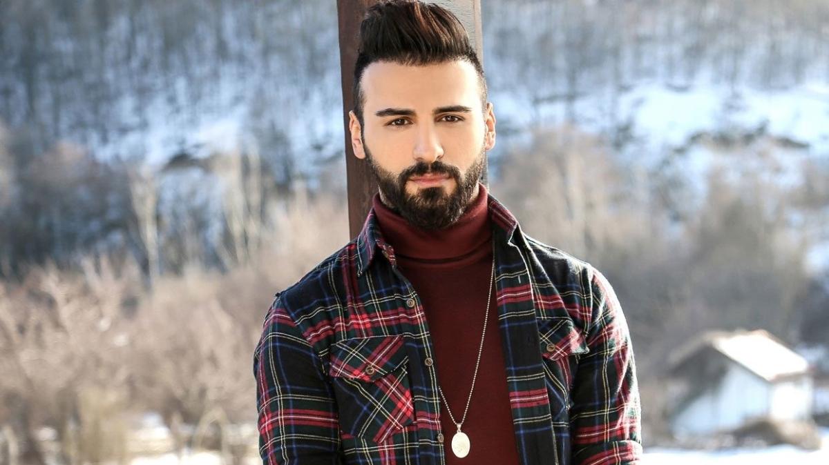 Emre Kaya'dan hayranlarn heyecanlandran yeni proje sinyali