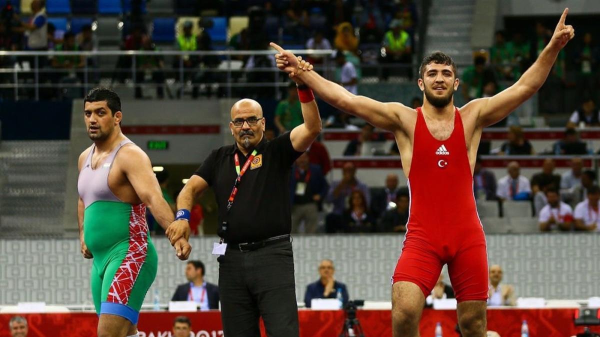 Milli güreşçi Salim Ercan, Akdeniz Oyunları'nda  bronz madalya kazandı