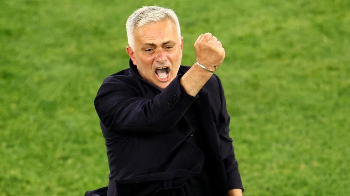 Jose Mourinho 7 milyon euro sayp ii bitirdi! Milli yldzmz Roma'da